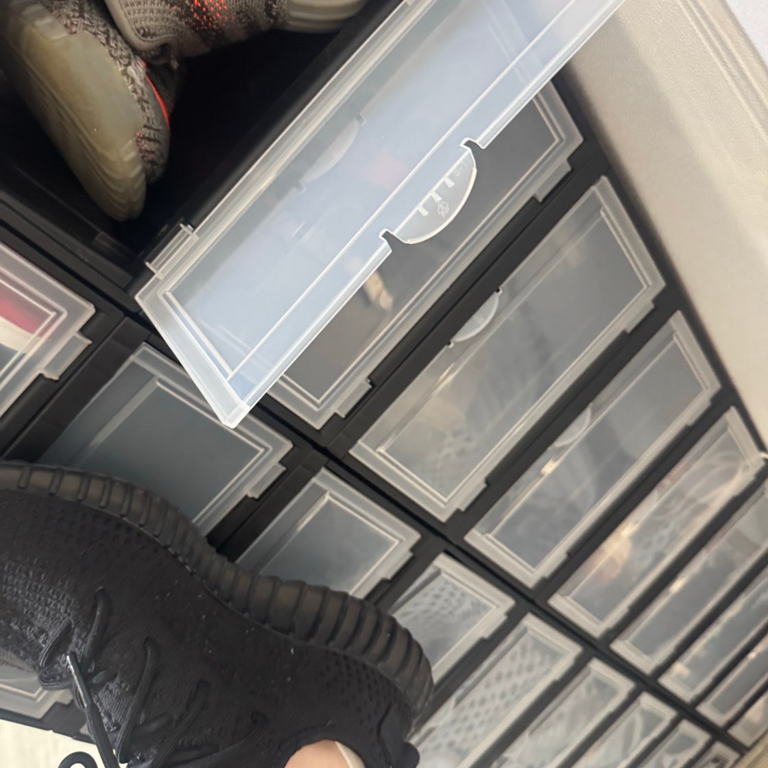 아디다스 이지 부스트 350 V2 벨루가 리플렉티브 GW1229 photo review