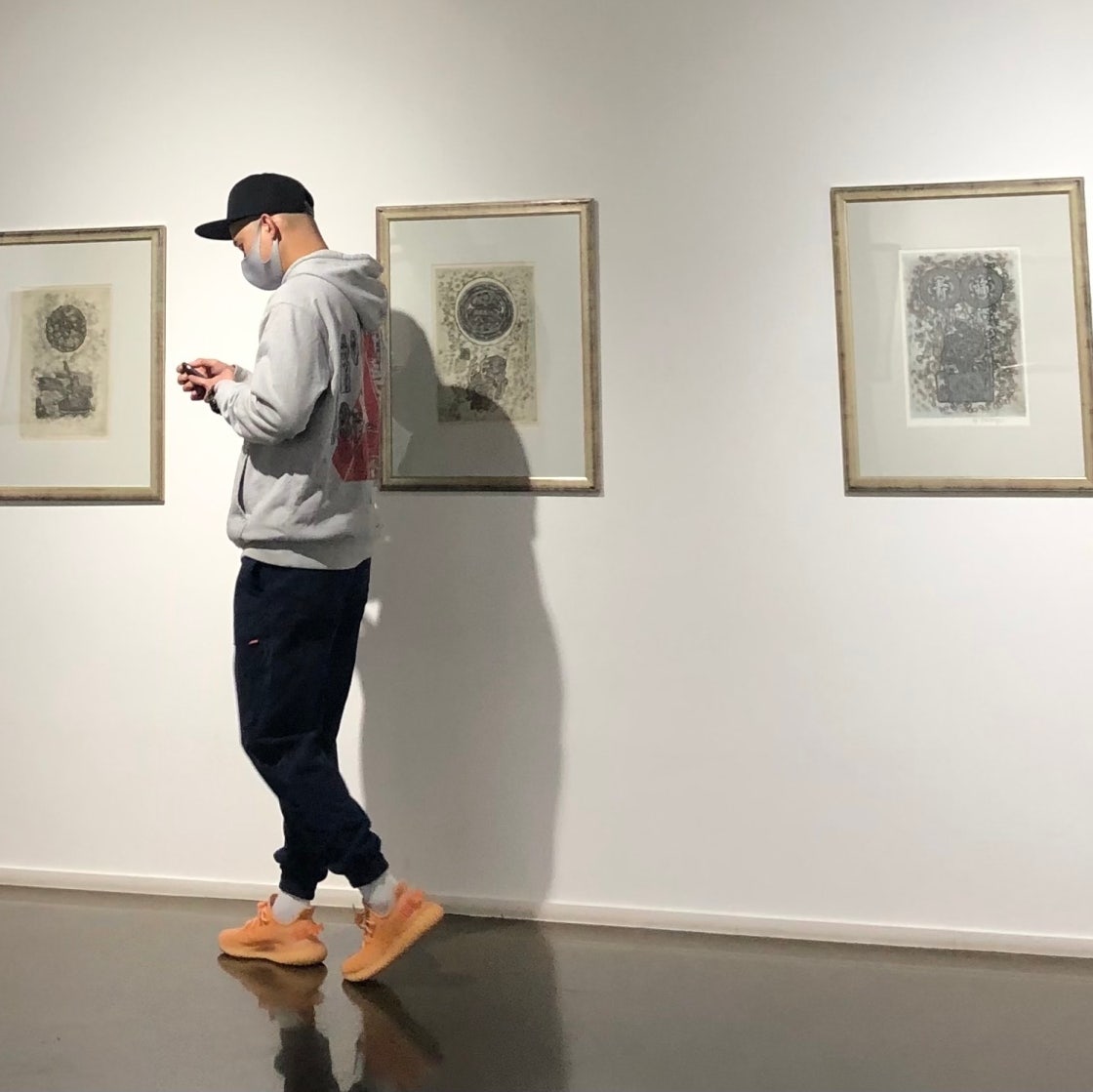 아디다스 이지 부스트 350 V2 GW2870 photo review