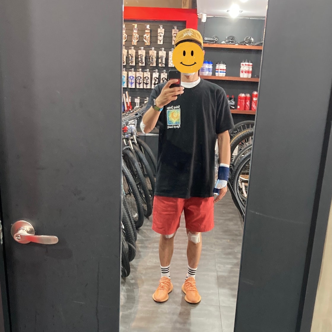아디다스 이지 부스트 350 V2 GW2870 photo review