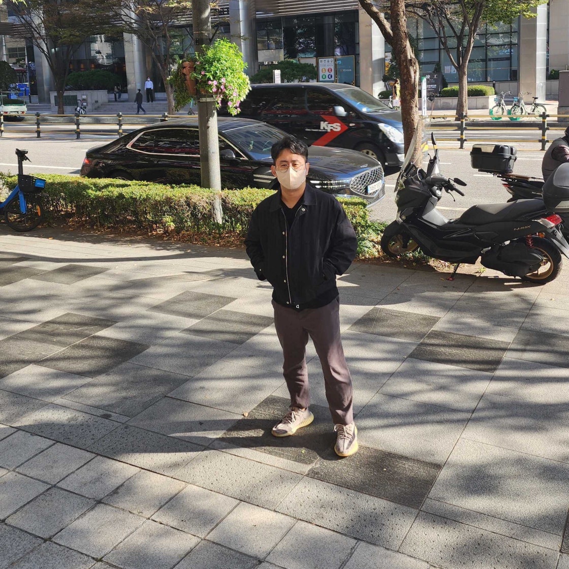 아디다스 이지부스트 350 V2 에쉬 펄 GY7658 photo review