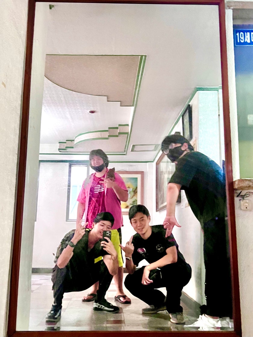아디다스 이지부스트 350 V2 에쉬 펄 GY7658 photo review