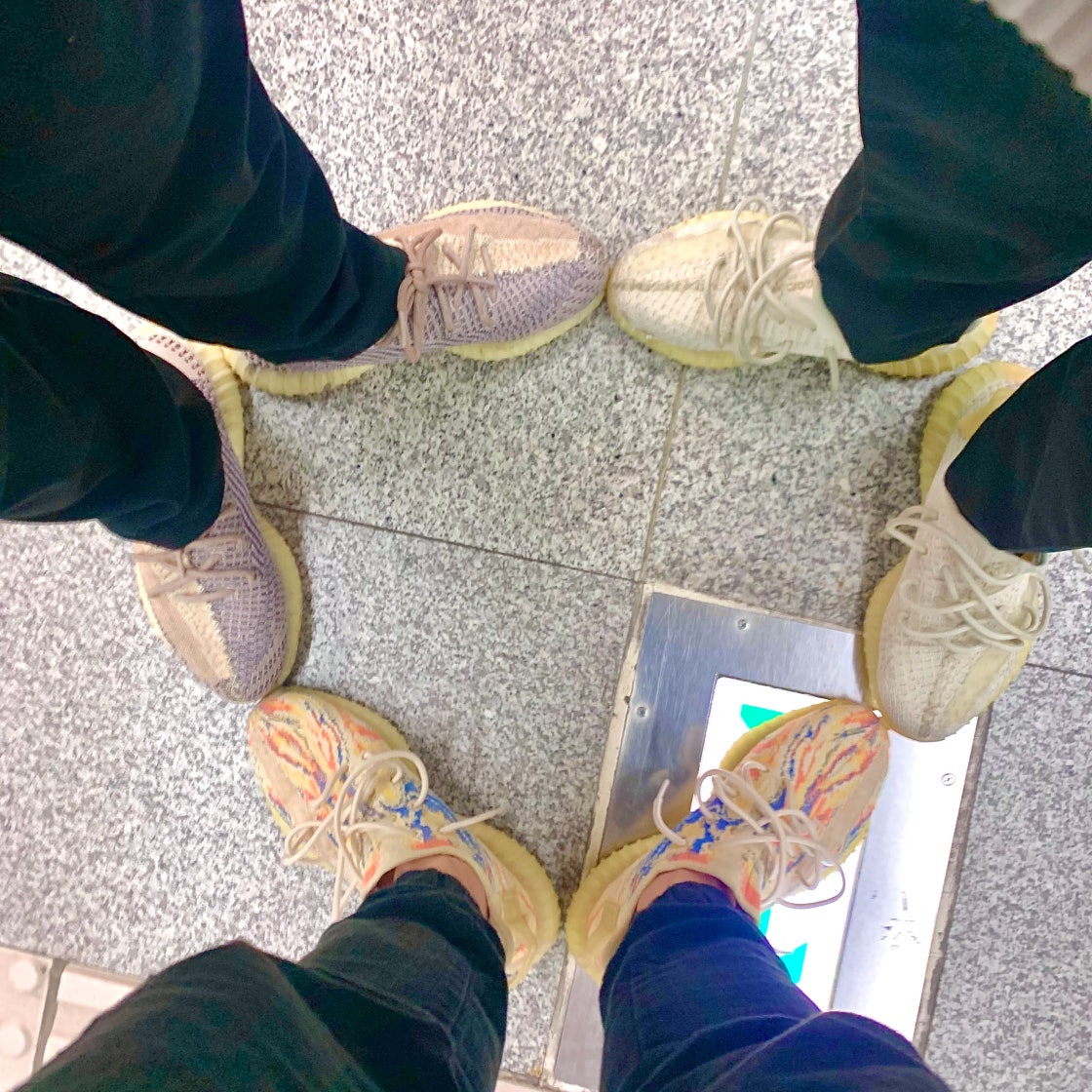 아디다스 이지부스트 350 V2 에쉬 펄 GY7658 photo review