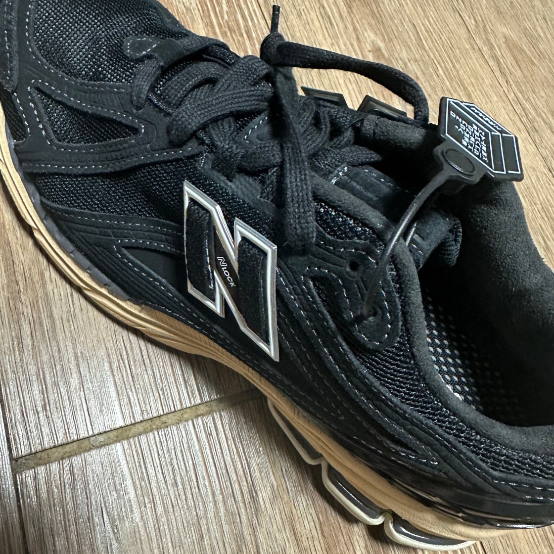 뉴발란스 1906R 블랙 타오스 토프 M1906RK photo review