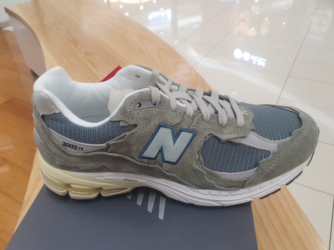 뉴발란스 2002R 프로텍션 팩 미라지 그레이 M2002RDD photo review