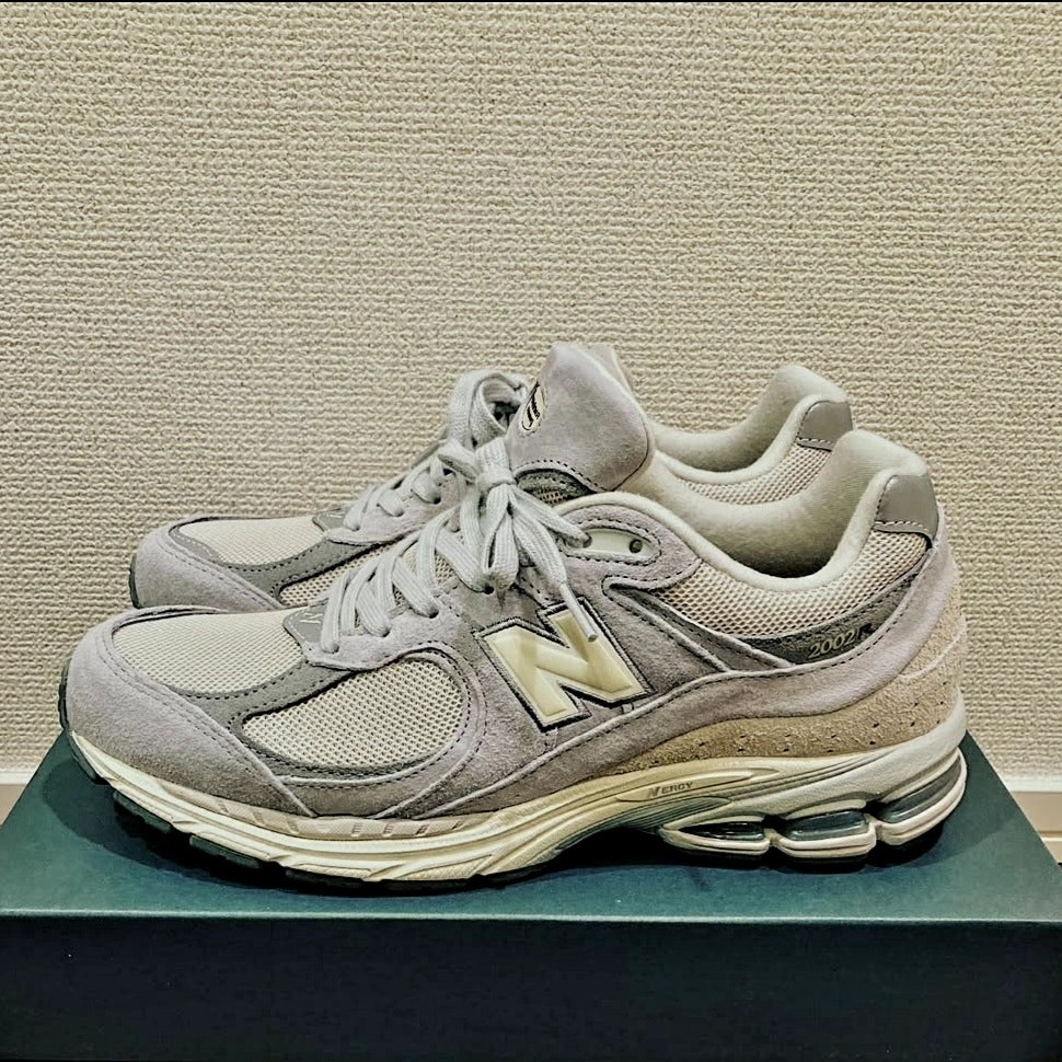 뉴발란스 2002R 콘크리트 캄 토프 M2002RLN photo review