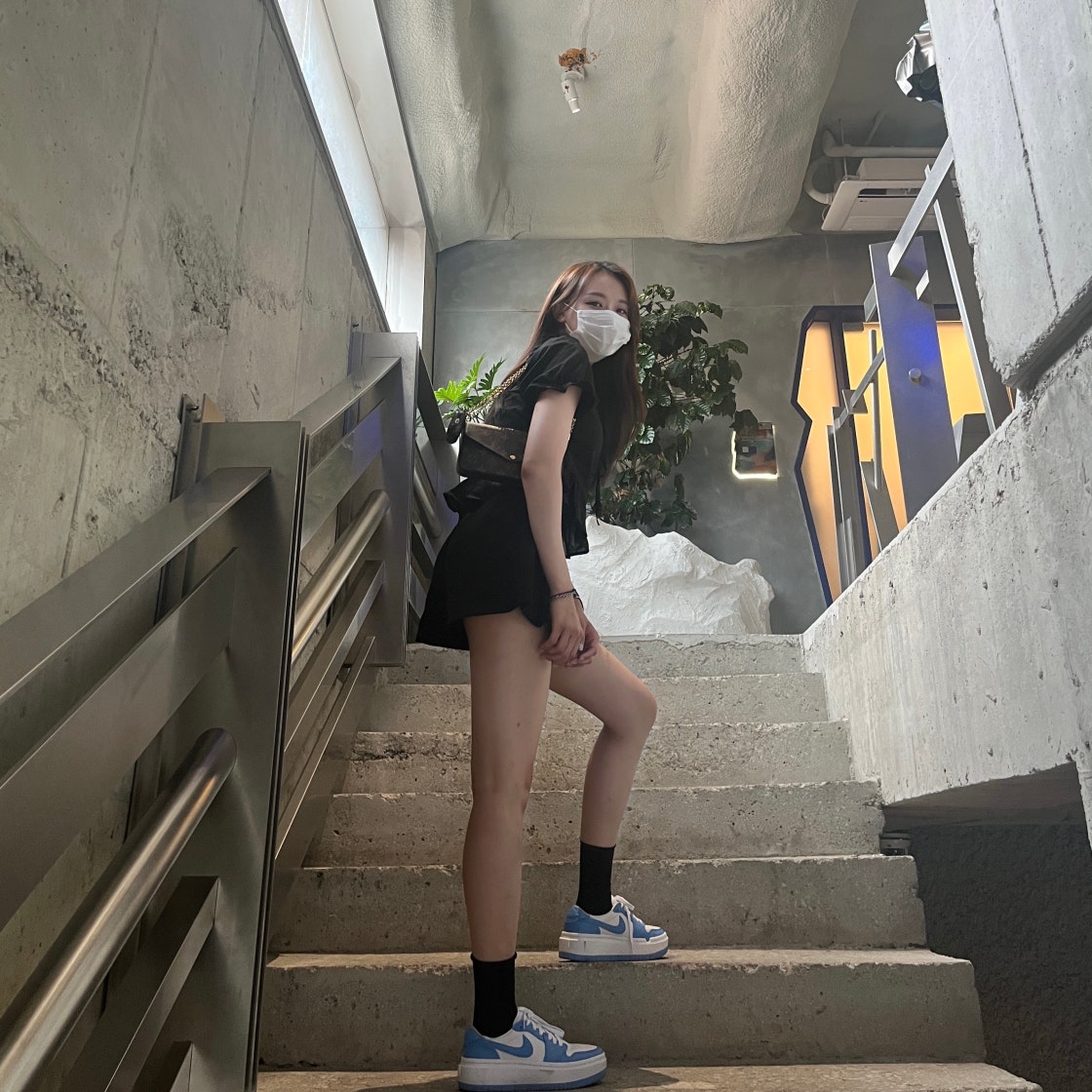 루이비통 모노그램 포쉐트 펠리시 미니크로스 M61276 photo review