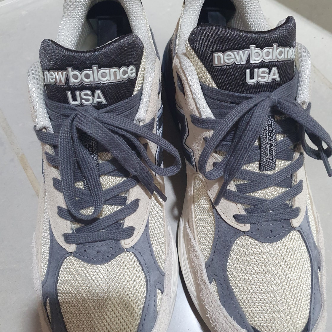 뉴발란스 리셀뉴발란스 990V3 M990AD3 photo review