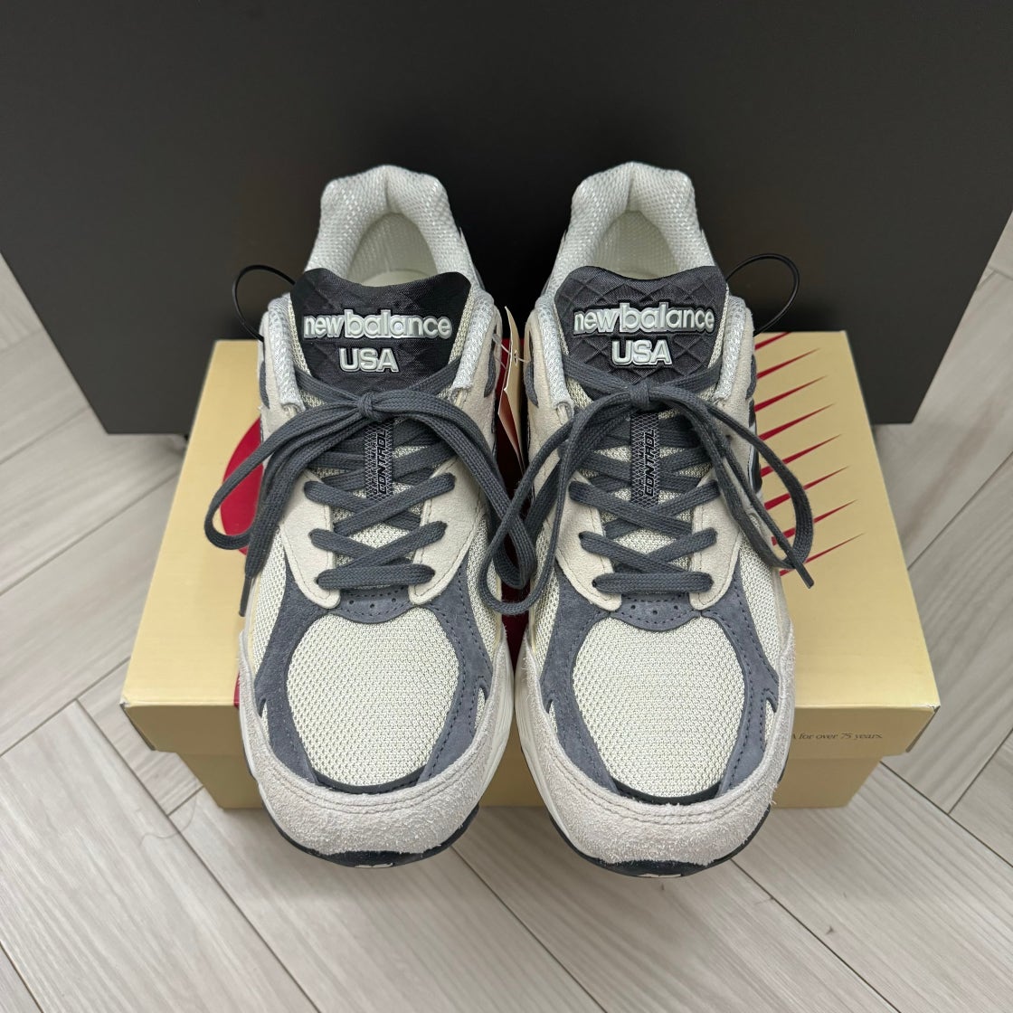 뉴발란스 리셀뉴발란스 990V3 M990AD3 photo review