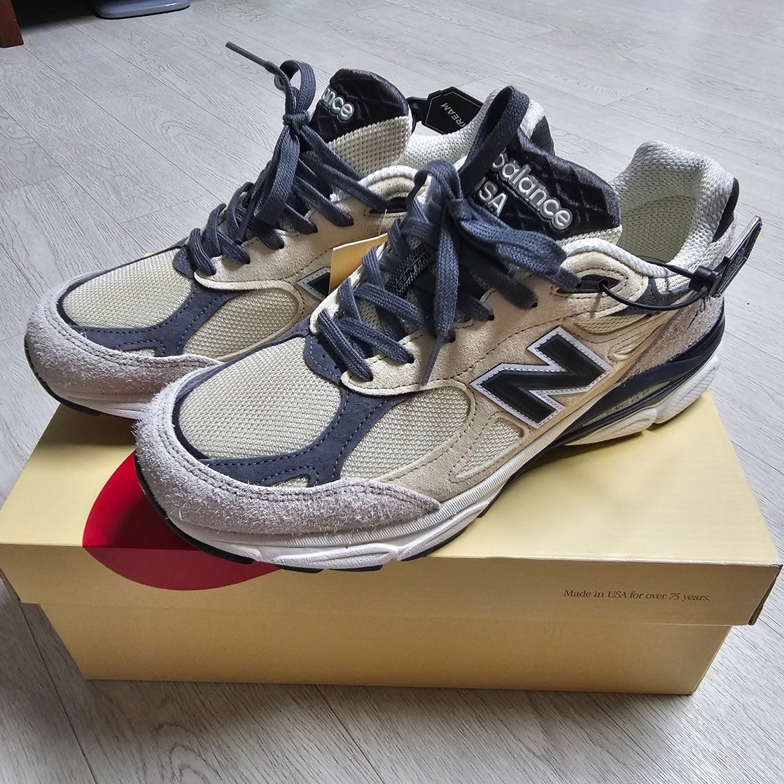 뉴발란스 리셀뉴발란스 990V3 M990AD3 photo review