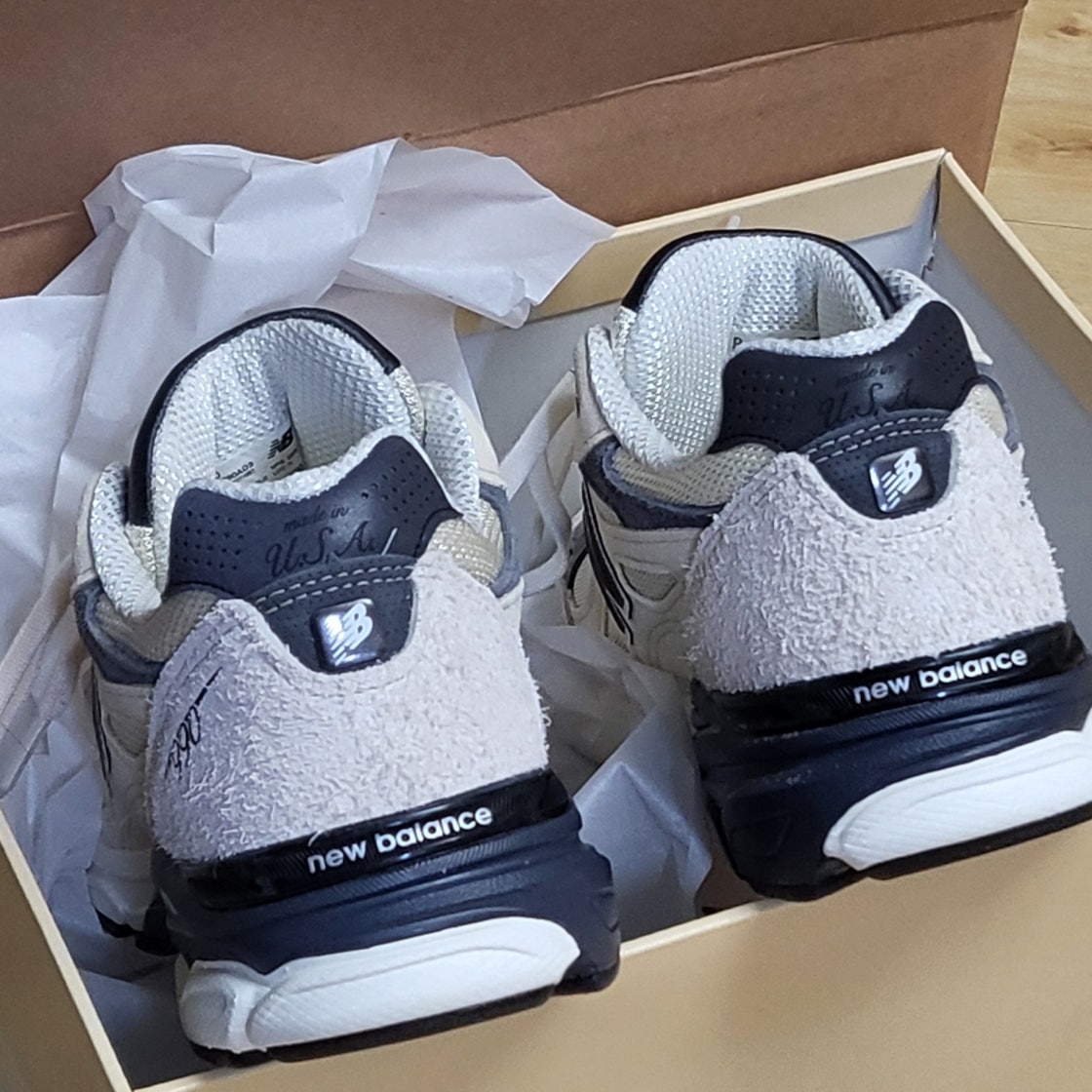 뉴발란스 990v3 메이드 인 USA 문빔 마카다미아 넛 M990AD3 photo review