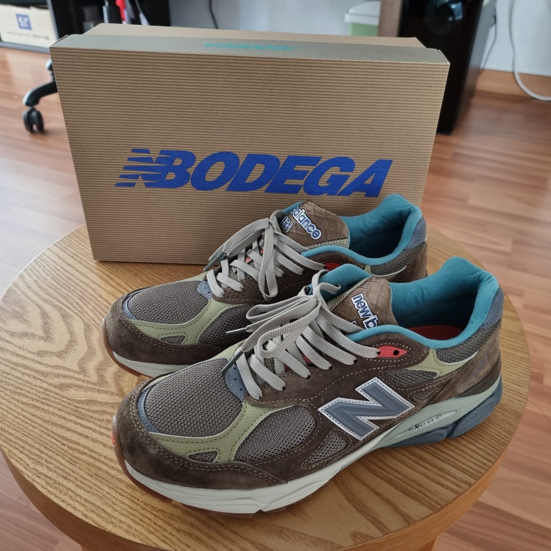 뉴발란스 X 보데가 990v3 애니버서리 M990BD3 photo review