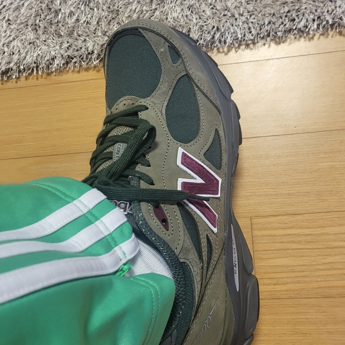 뉴발란스 990v3 메이드 인 USA 그린 퍼플 M990GP3 photo review