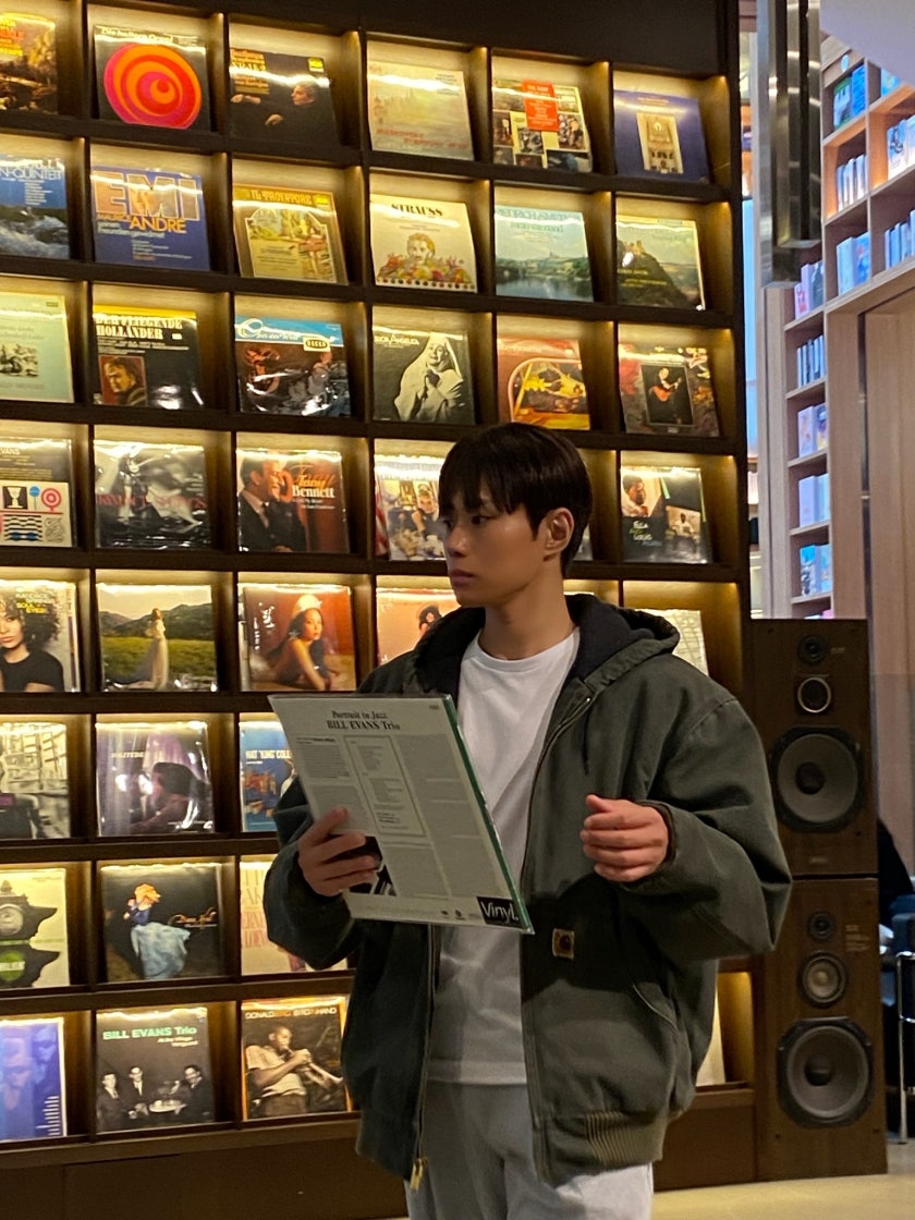 뉴발란스 990v4 메이드 인 USA 마카다미아 넛 photo review
