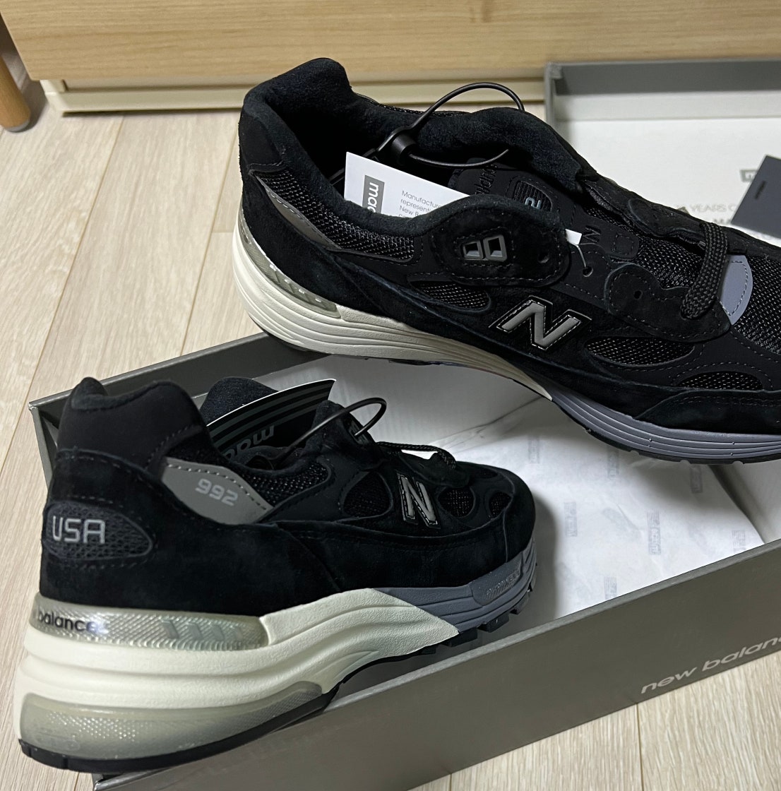 뉴발란스 992 그레이 블랙  M992BL photo review