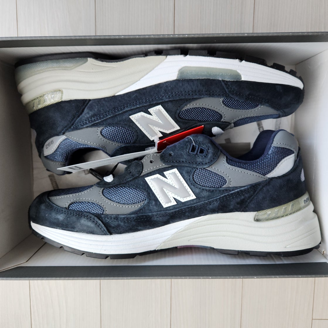 뉴발란스 992 메이드 인 USA 네이비 M992GG photo review