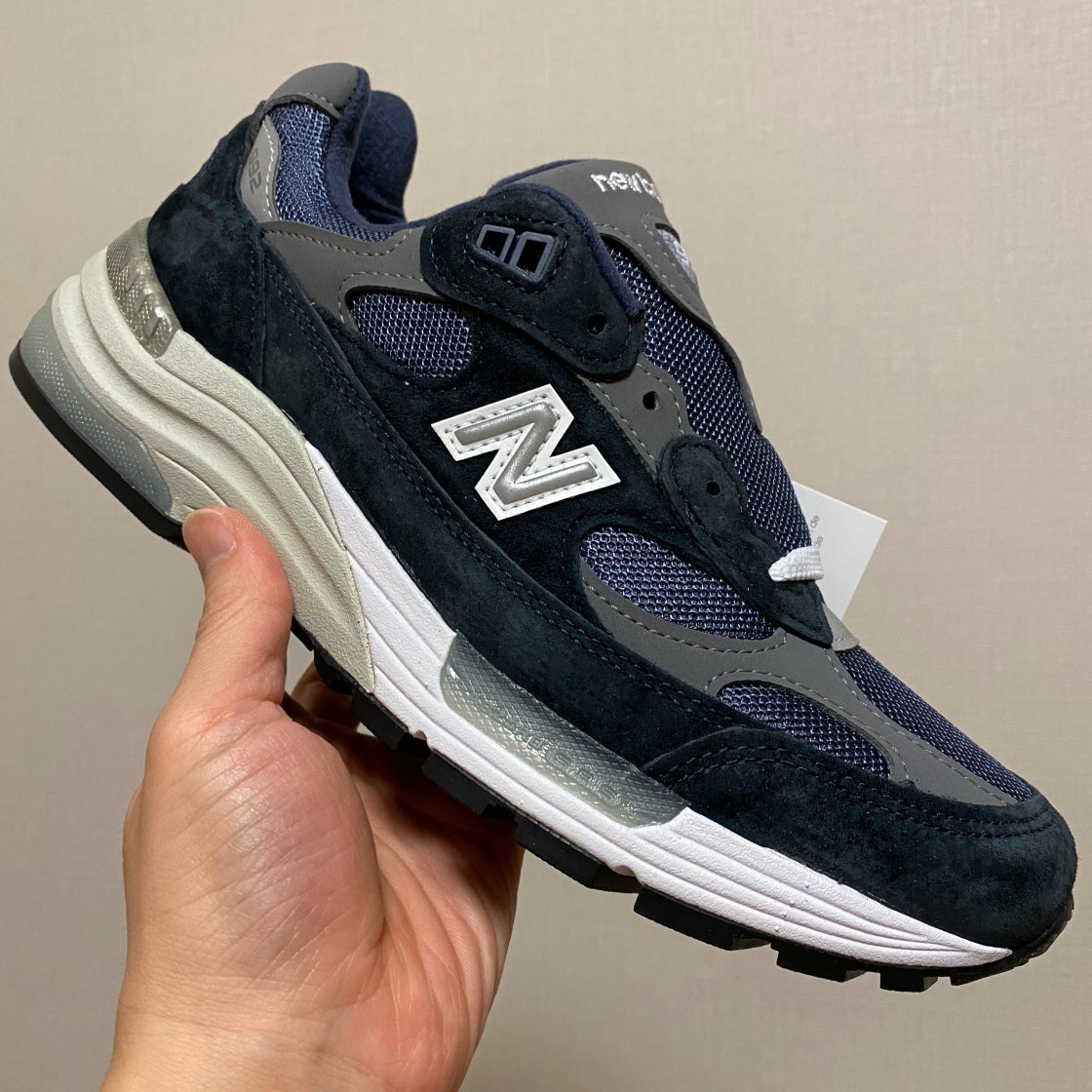뉴발란스 992 메이드 인 USA 네이비 M992GG photo review