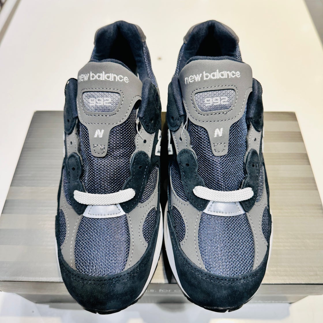 뉴발란스 992 메이드 인 USA 네이비 M992GG photo review