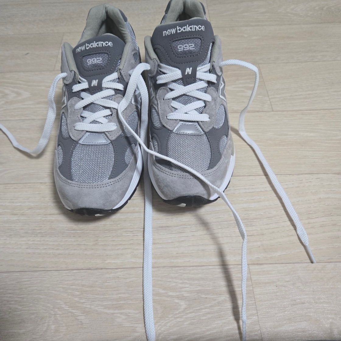뉴발란스 992 그레이 블랙 M992GR photo review