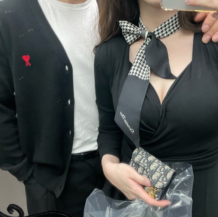 디올 새들 로투스 지갑 블루 photo review