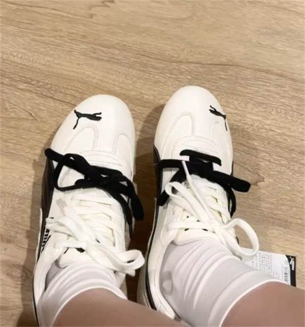 [ROSÉ 박채영 데일리 신발] 푸마 x 로제 스피드캣 LEA 웜 화이트 블랙 404390-01 photo review