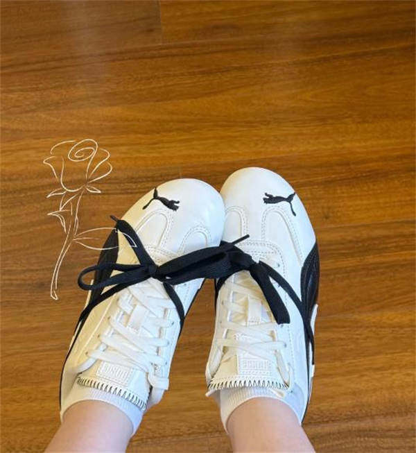 [ROSÉ 박채영 데일리 신발] 푸마 x 로제 스피드캣 LEA 웜 화이트 블랙 404390-01 photo review
