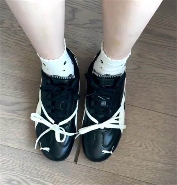 [ROSÉ 박채영 데일리 신발] 푸마 x 로제 스피드캣 PRM 블랙 웜 화이트 404391-01 photo review