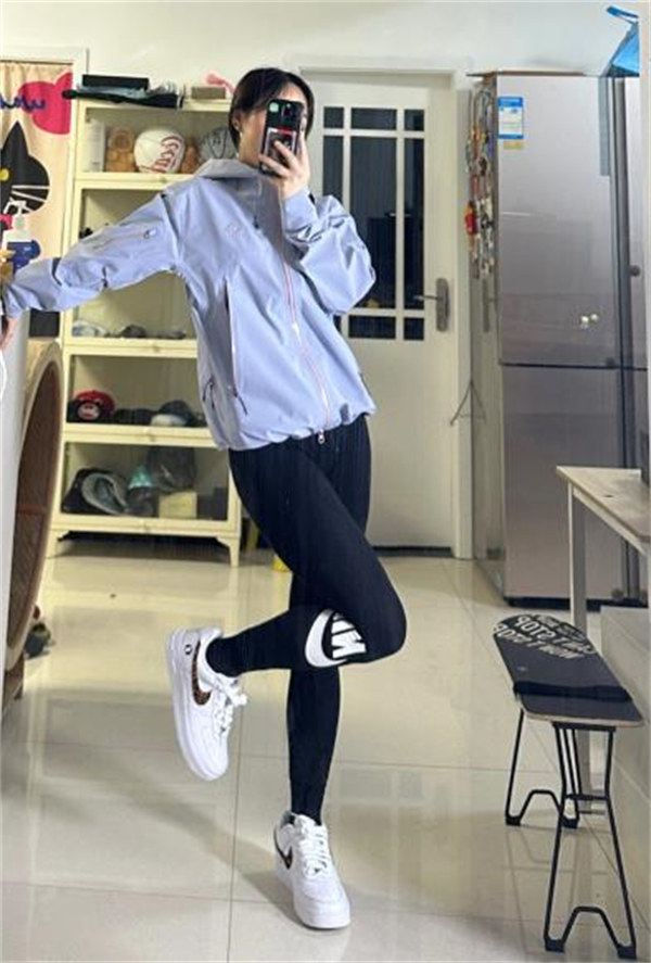 나이키 x 슈프림 x 굿이너프 에어 포스 1 로우 화이트 - 25SS IM3483-100 photo review