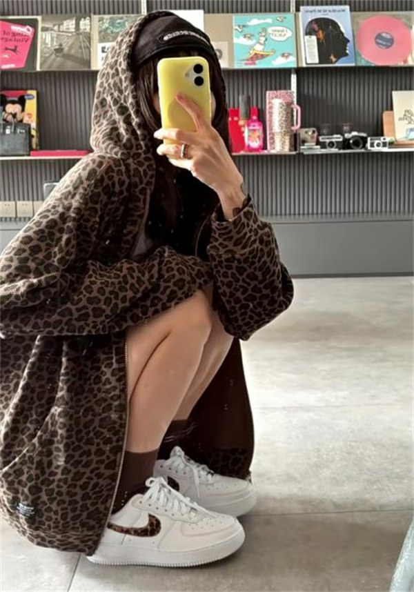 나이키 x 슈프림 x 굿이너프 에어 포스 1 로우 화이트 - 25SS IM3483-100 photo review