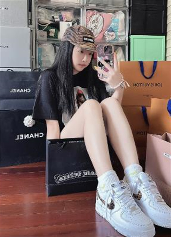 나이키 x 슈프림 x 굿이너프 에어 포스 1 로우 화이트 - 25SS IM3483-100 photo review