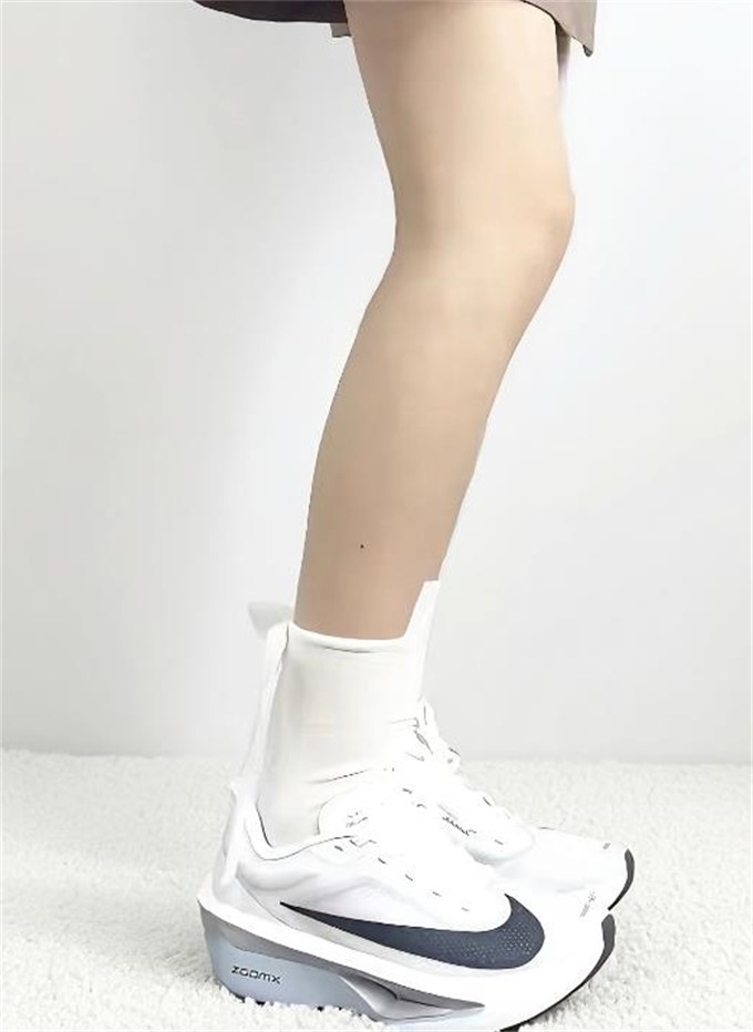 나이키 줌 플라이 6 화이트 퓨어 플래티넘 FN8454-104 photo review