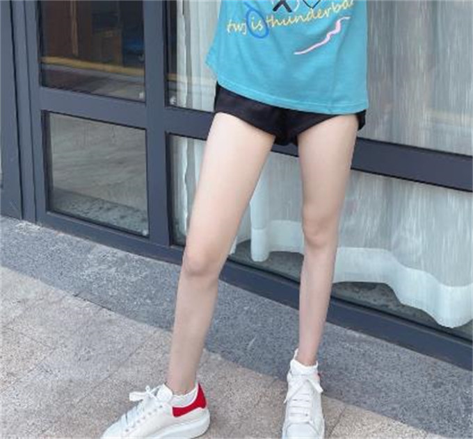 알렉산더 맥퀸 오버사이즈드 스니커즈 러스트 레드 553680WHGP79676 photo review