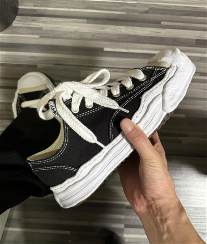 메종 미하라 야스히로 행크 OG 솔 캔버스 로우탑 스니커즈 블랙 A05FW702-BLACK photo review