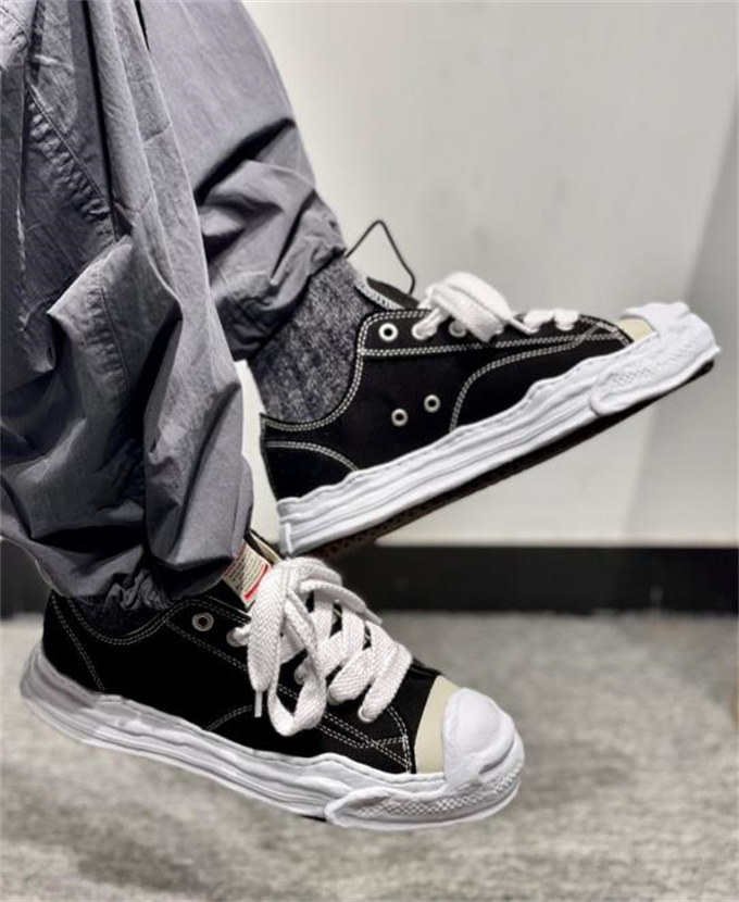 메종 미하라 야스히로 행크 OG 솔 캔버스 로우탑 스니커즈 블랙 A05FW702-BLACK photo review