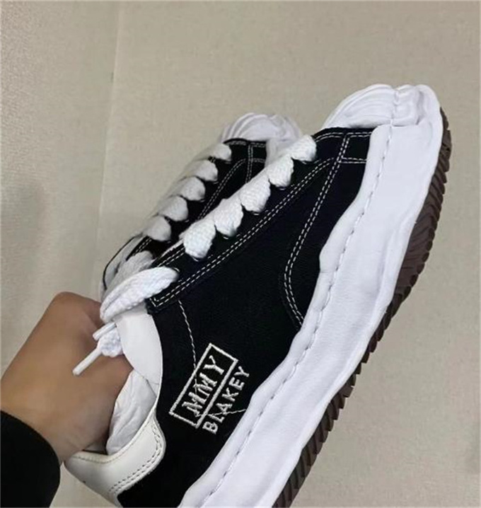 메종 미하라 야스히로 블레이키 OG 솔 캔버스 로우탑 스니커즈 블랙 화이트 A08FW735-BLACK photo review