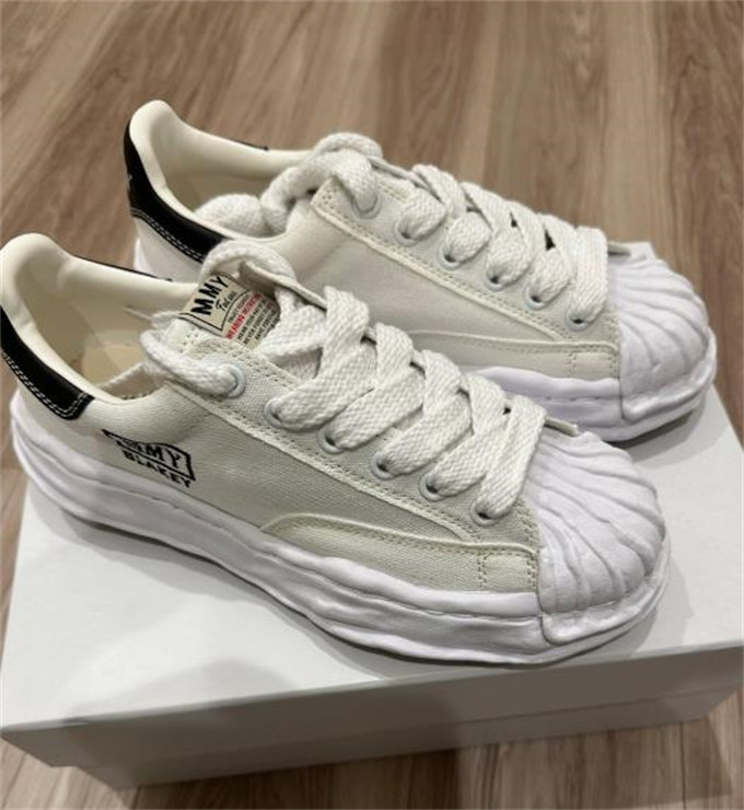 메종 미하라 야스히로 블레이키 OG 솔 캔버스 로우탑 스니커즈 화이트 A08FW735-WHITE photo review