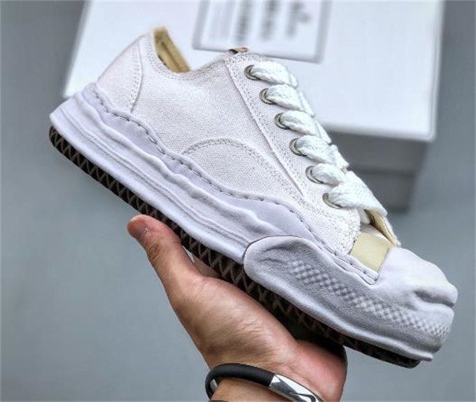 메종 미하라 야스히로 웨인 OG 솔 캔버스 로우탑 스니커즈 화이트 A05FW702-WHITE photo review