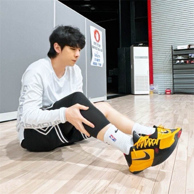 나이키 코비 5 프로트로 브루스 리 CD4991-700 photo review