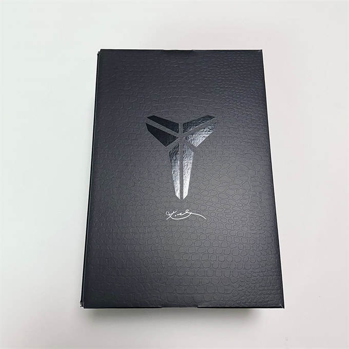 나이키 코비 8 프로트로 레이커스 어웨이 블랙 유니버시티 골드 HF9550-001 photo review