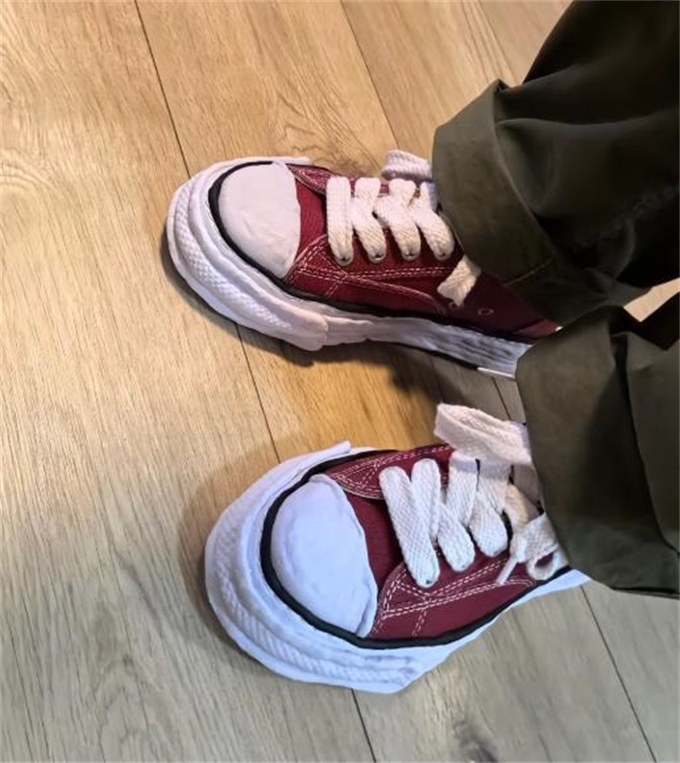 【G-Dragon 스타일 아이템!】메종 미하라 야스히로 피터슨23 OG 솔 캔버스 로우탑 스니커즈 보르도 A11FW702-BORDEAUX photo review