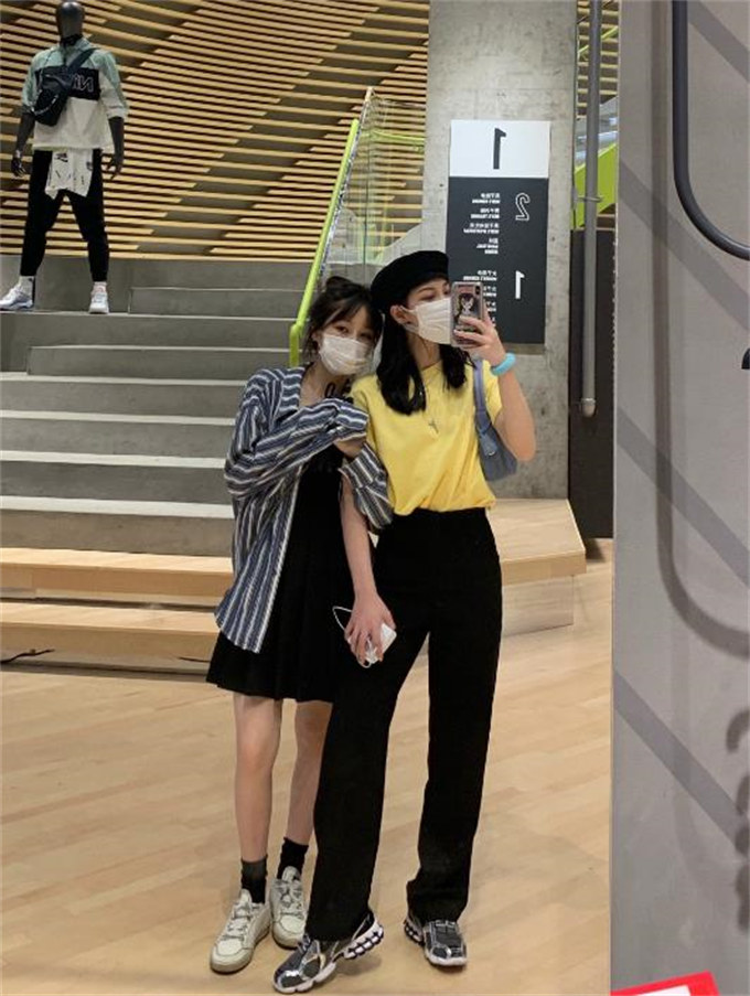 나이키 x 스투시 에어 줌 스피리돈 케이지 2 퓨어 플래티넘 CU1854-001 photo review