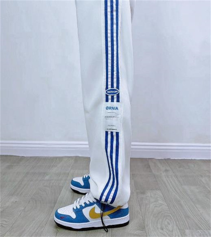 나이키 x 카시나 덩크 로우 80's 버스 CZ6501-100 photo review