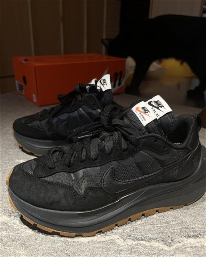 나이키 x 사카이 베이퍼와플 블랙 앤 검 DD1875-001 photo review